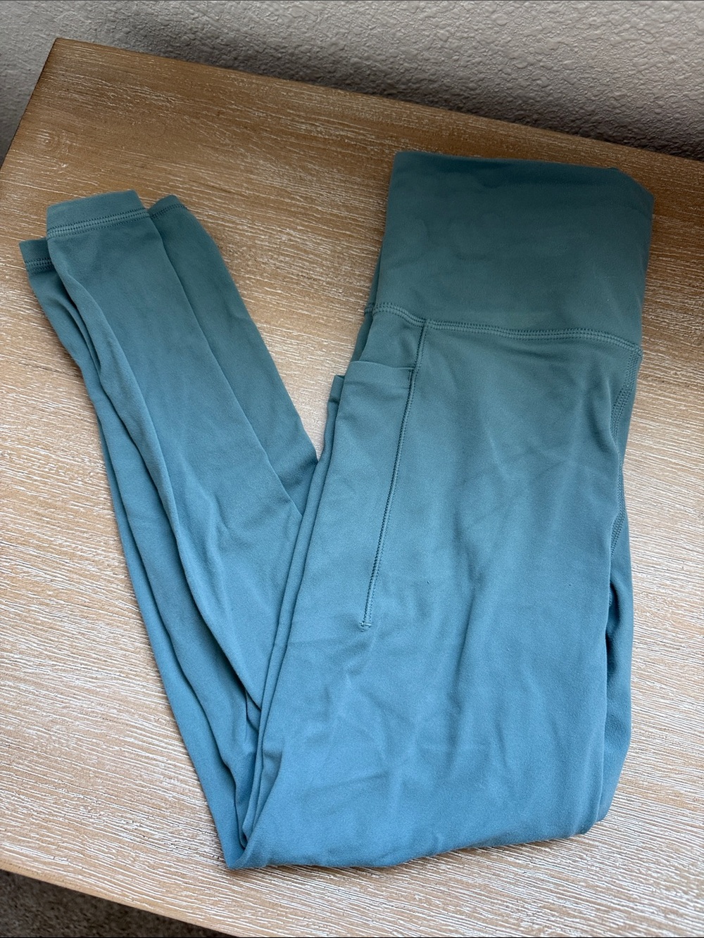 Athleta Stash Cinch Salutation High-Waist Active Leggings in Oxidized Green